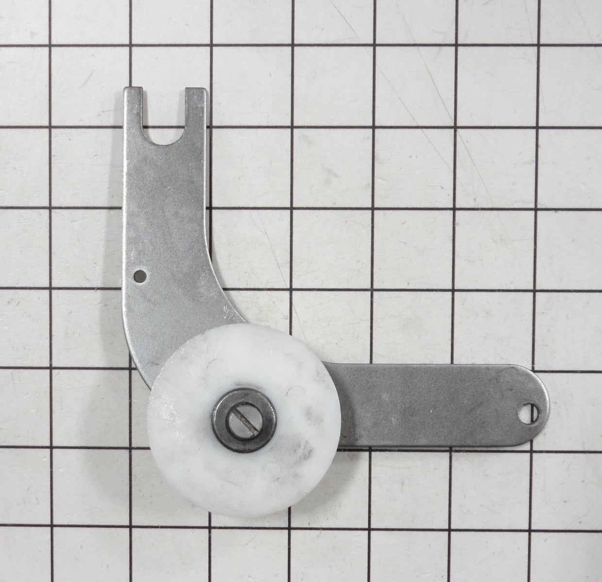 134793511 Frigidaire Idler Arm Assembly