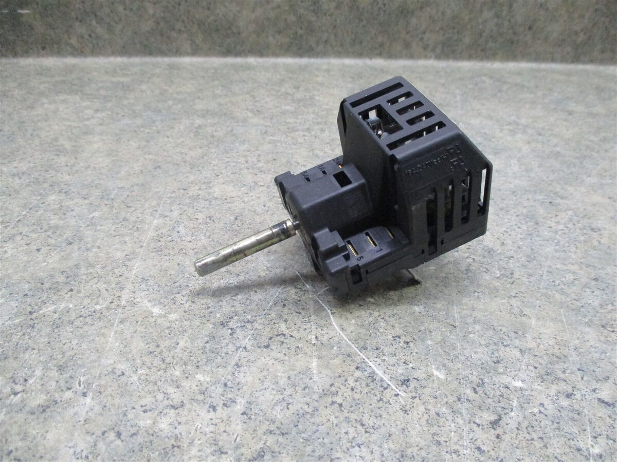 Switch 414702